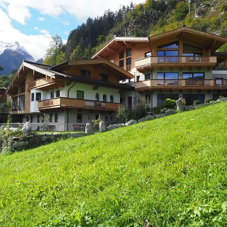 Widkal Apartment