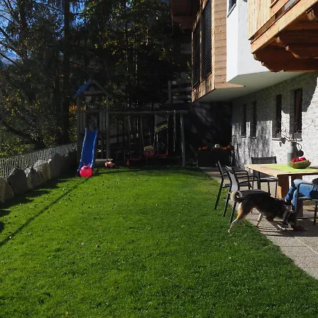 Widkal Apartment *